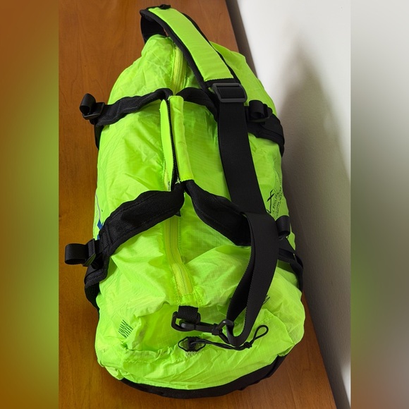 RLX Ralph Lauren Neon Green and Black Sport Packable Duffel Lightweight Bag - Picture 7 of 16